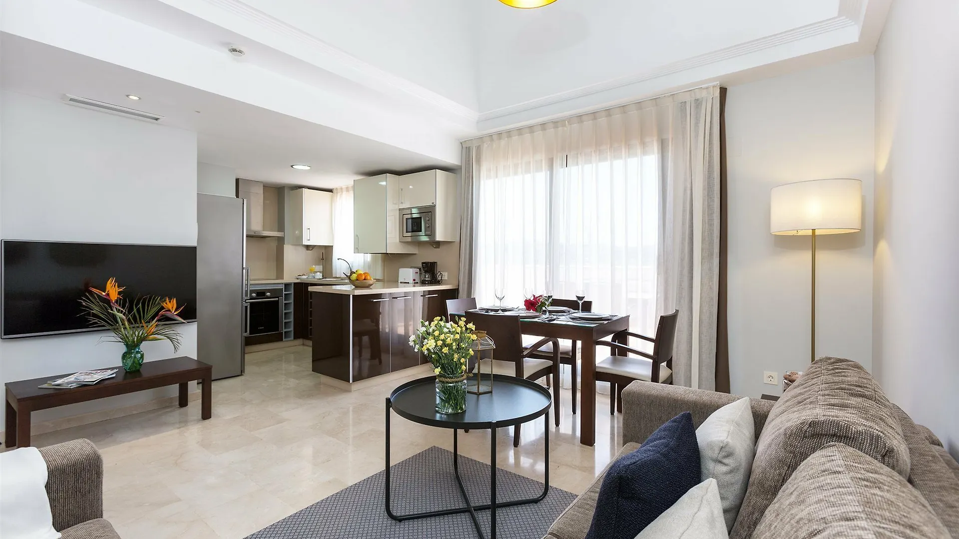 **** アパートホテル Ona Valle Romano Golf & Resort エステポナ スペイン